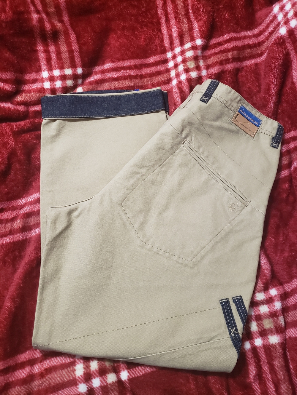 Rocawear Men's Tan Chino Pants with Dark Trim